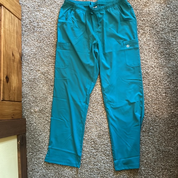 Women’s scrub set size L uniform advantage easy stretch size L - Picture 3 of 4